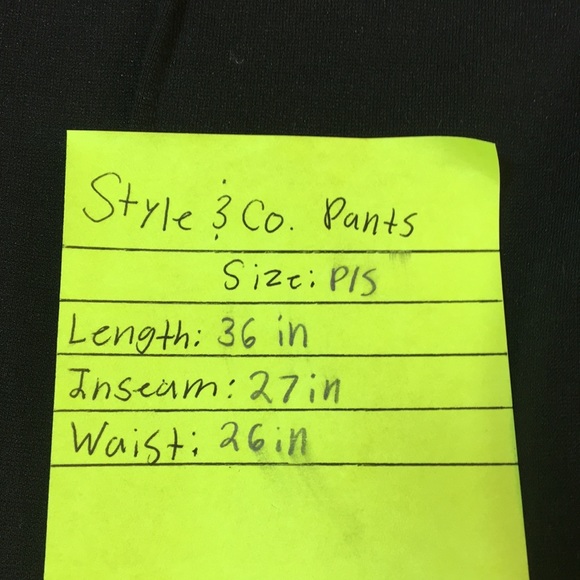 Pack of two women’s pants mixed brands. - Picture 3 of 7